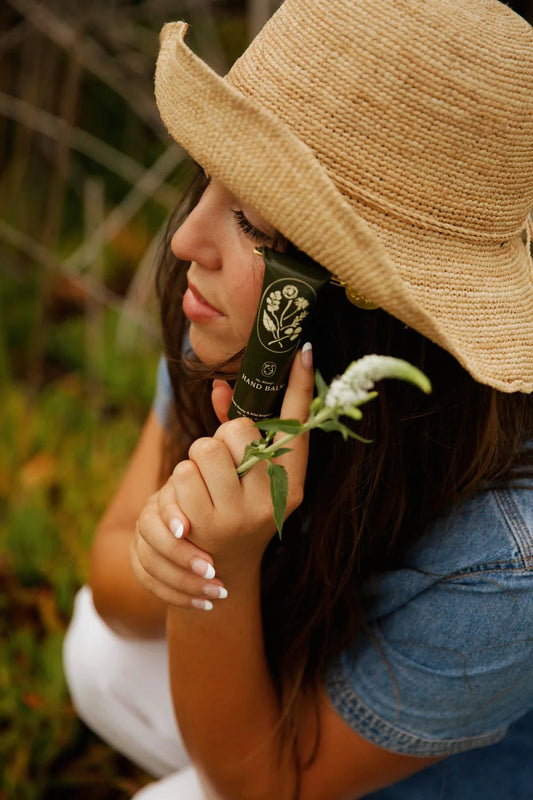Manuka Honey & Wild Bergamot Hand Balm - WellHaus